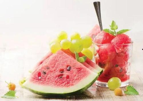 吃小瓜会不会变胖呀视频,吃小瓜真的会导致发胖吗？揭秘真相